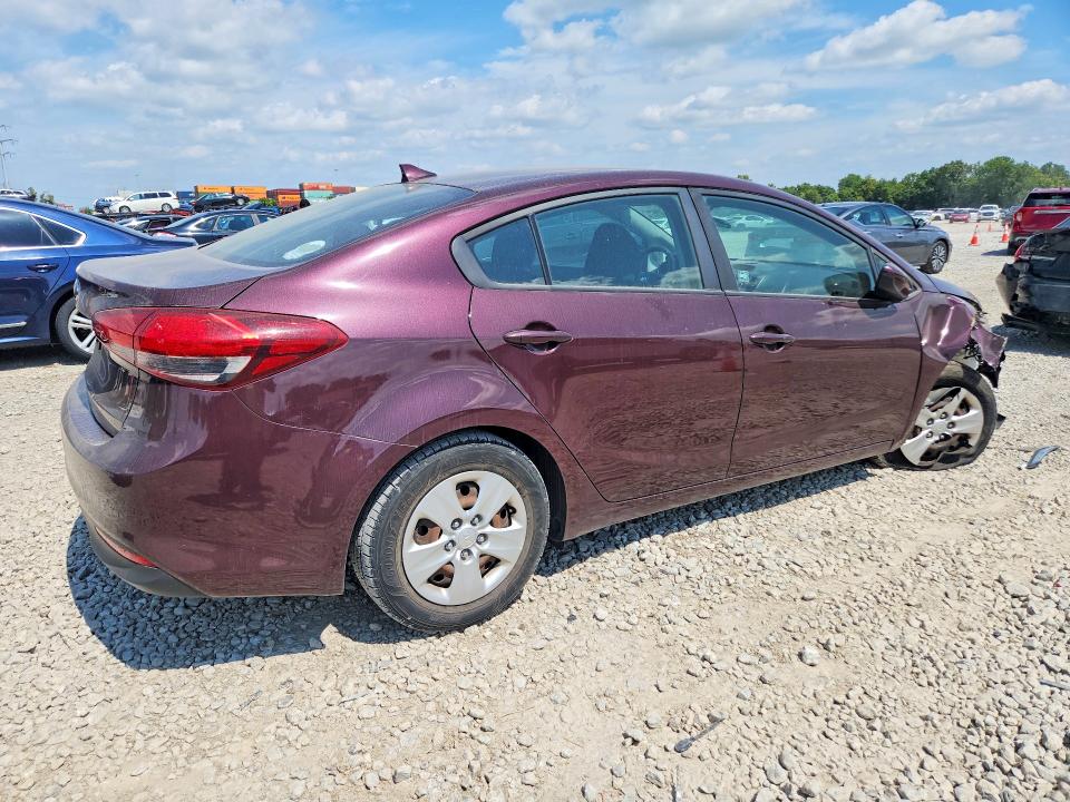 Photo 3 from auction – 2017 KIA FORTE with VIN 3KPFK4A77HE083646