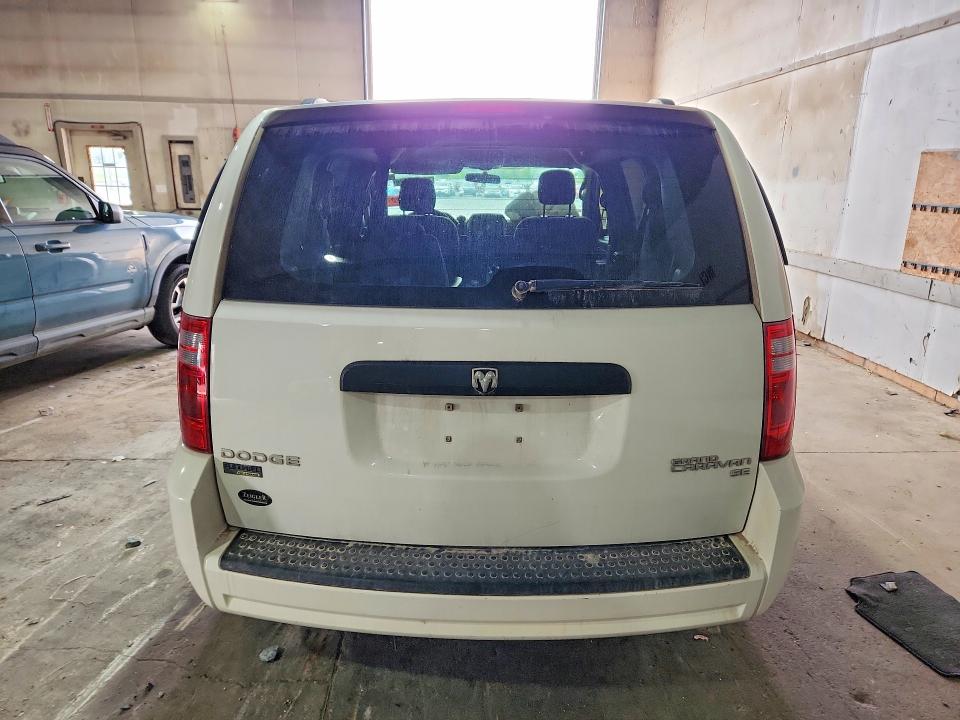 Photo 6 from auction – 2010 DODGE GRAND CARAVAN with VIN 2D4RN4DE5AR265044