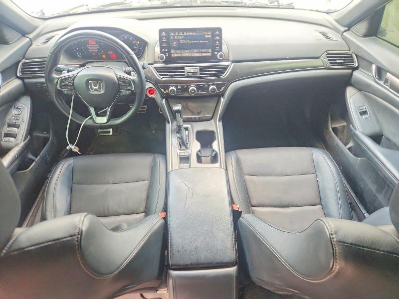 Photo 8 from auction – 2018 HONDA ACCORD with VIN 1HGCV1F3XJA201228
