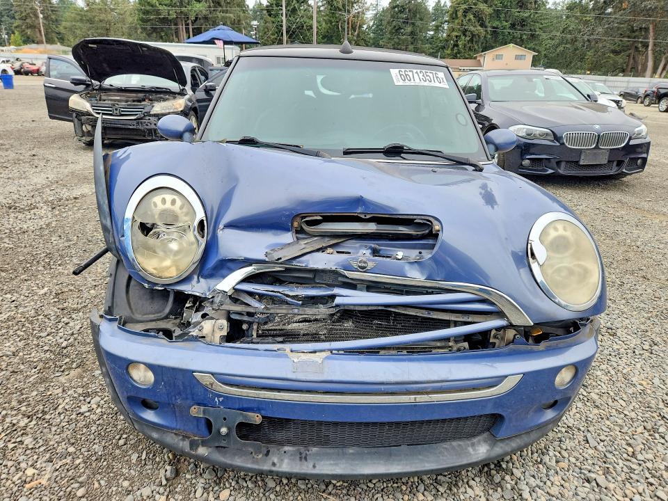Photo 5 from auction – 2005 MINI COOPER with VIN WMWRH33575TF85495