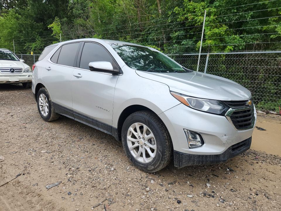 Photo 4 from auction – 2018 CHEVROLET EQUINOX with VIN 3GNAXJEV5JS577375