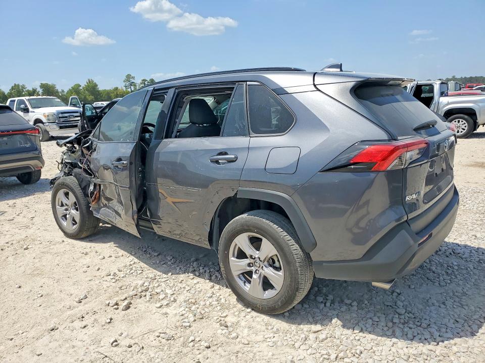 Photo 2 from auction – 2025 TOYOTA RAV4 with VIN 2T3W1RFV1SC336464
