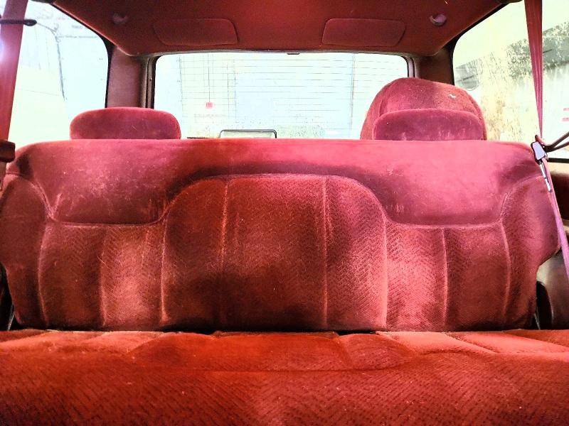 Photo 10 from auction – 1995 GMC YUKON with VIN 1GKEK18K0SJ743870