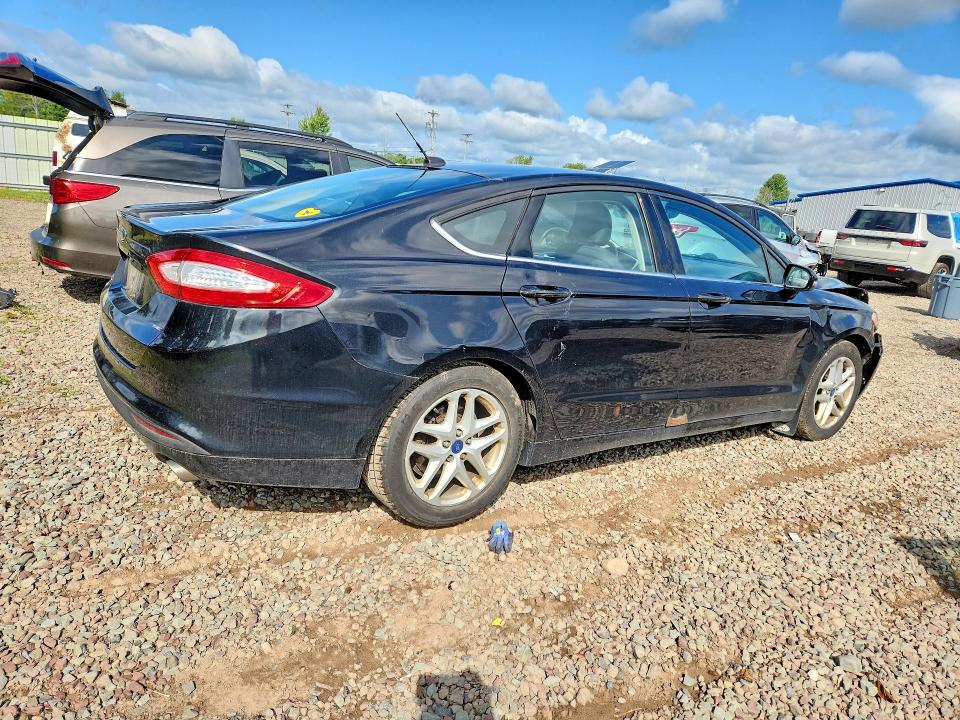 Photo 3 from auction – 2015 FORD FUSION with VIN 3FA6P0H71FR272496