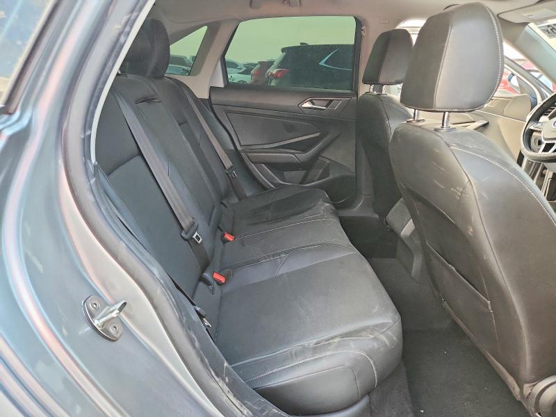 Photo 10 from auction – 2019 VOLKSWAGEN JETTA with VIN 3VWCB7BU4KM220402