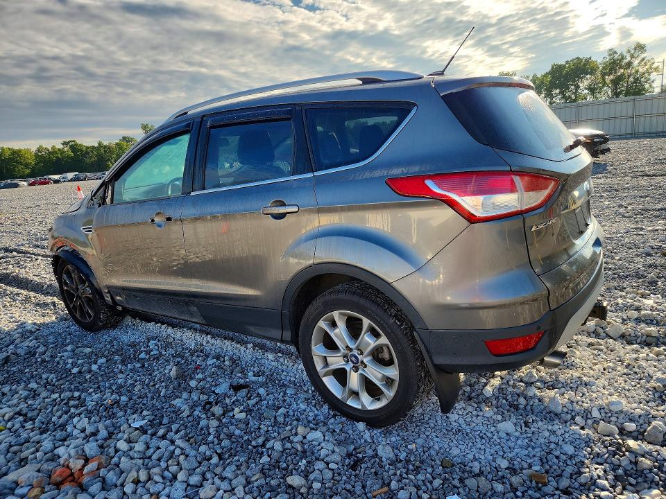Photo 2 from auction – 2014 FORD ESCAPE with VIN 1FMCU0J91EUC50440