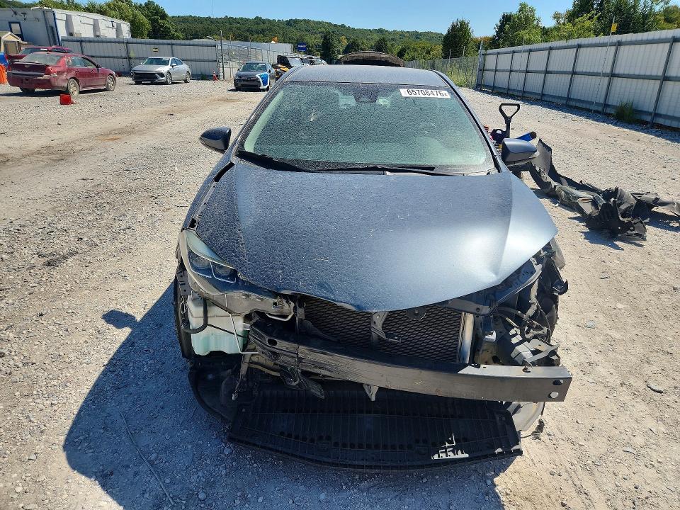 Photo 5 from auction – 2018 TOYOTA COROLLA with VIN 5YFBURHE8JP801011