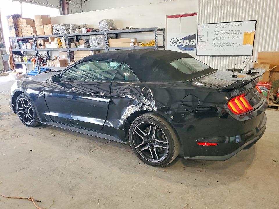 Photo 2 from auction – 2018 FORD MUSTANG with VIN 1FATP8UH8J5133400
