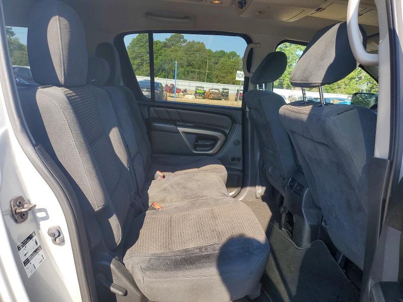 Photo 11 from auction – 2015 NISSAN ARMADA with VIN 5N1BA0ND7FN617632
