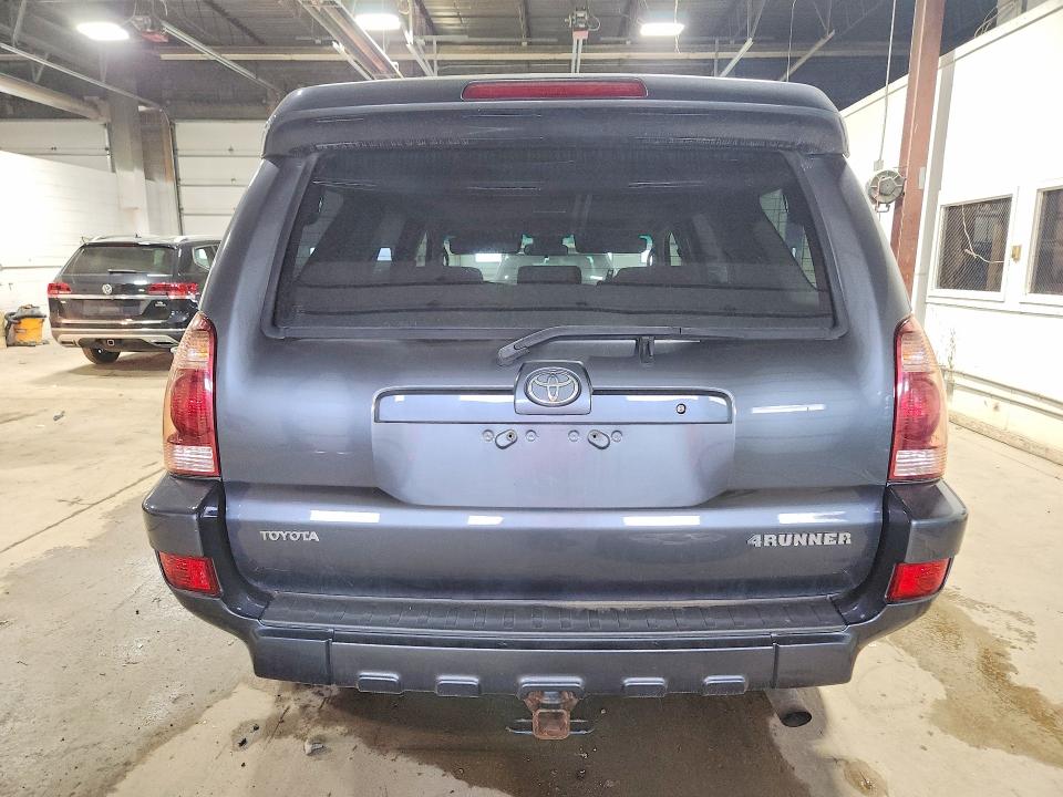 Photo 6 from auction – 2005 TOYOTA 4RUNNER with VIN JTEBU14RX50064299