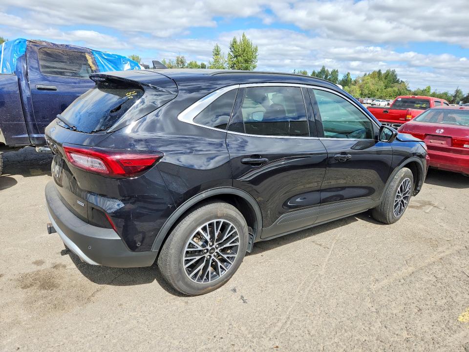 Zdjęcie 3 z aukcji – 2023 FORD ESCAPE z VIN 1FMCU0E14PUA25100