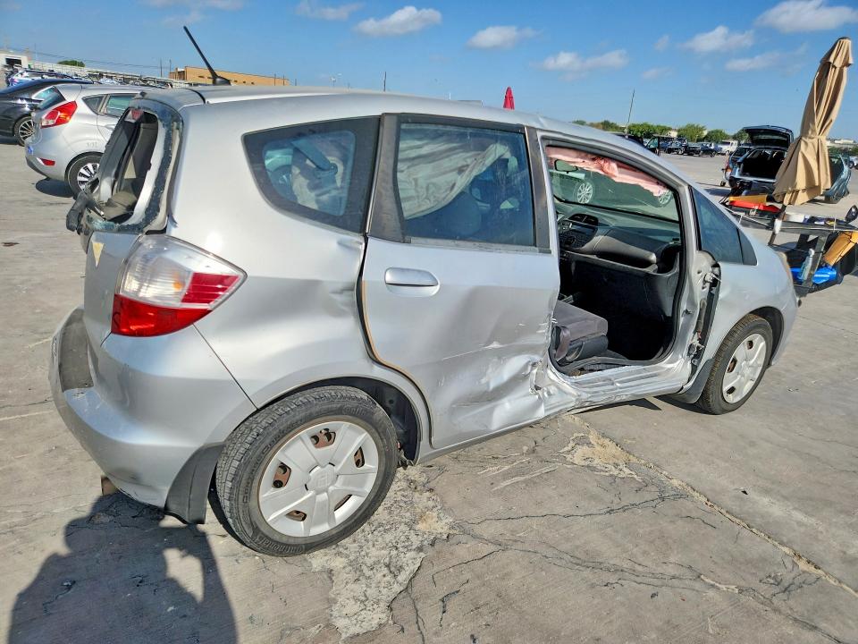 Photo 3 from auction – 2012 HONDA FIT with VIN JHMGE8H3XCC040813