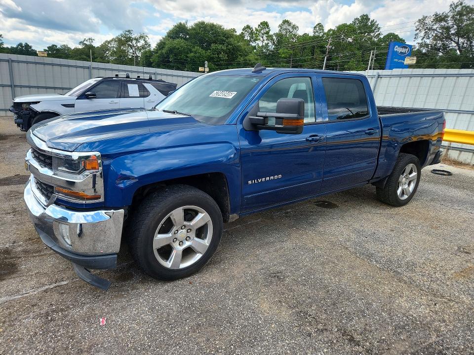 CHEVROLET SILVERADO 2017 with VIN 3GCUCREC0HG202571 - Photo from auction