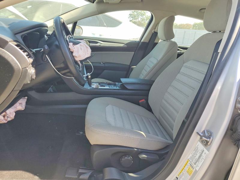 Photo 7 from auction – 2019 FORD FUSION with VIN 3FA6P0G70KR190108