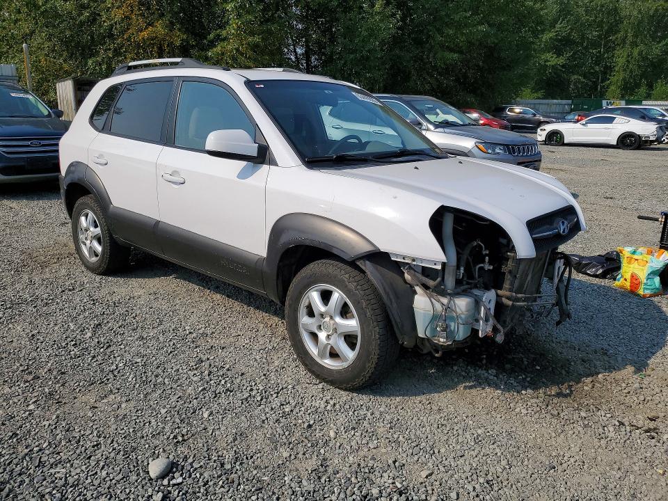 Photo 4 from auction – 2005 HYUNDAI TUCSON with VIN KM8JN72D25U083375