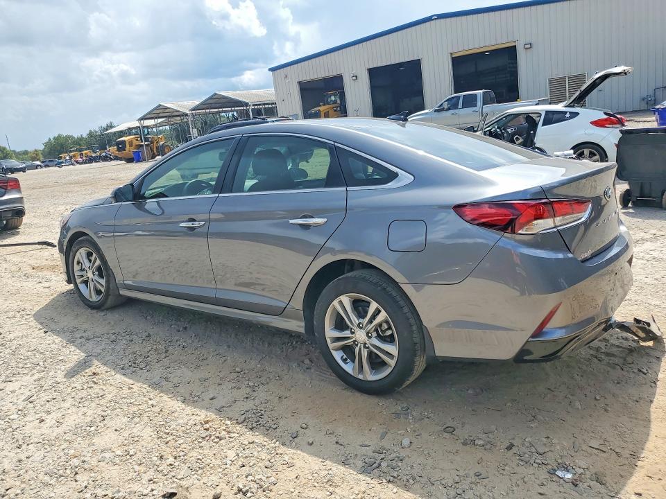 Photo 2 from auction – 2019 HYUNDAI SONATA with VIN 5NPE34AF5KH791140