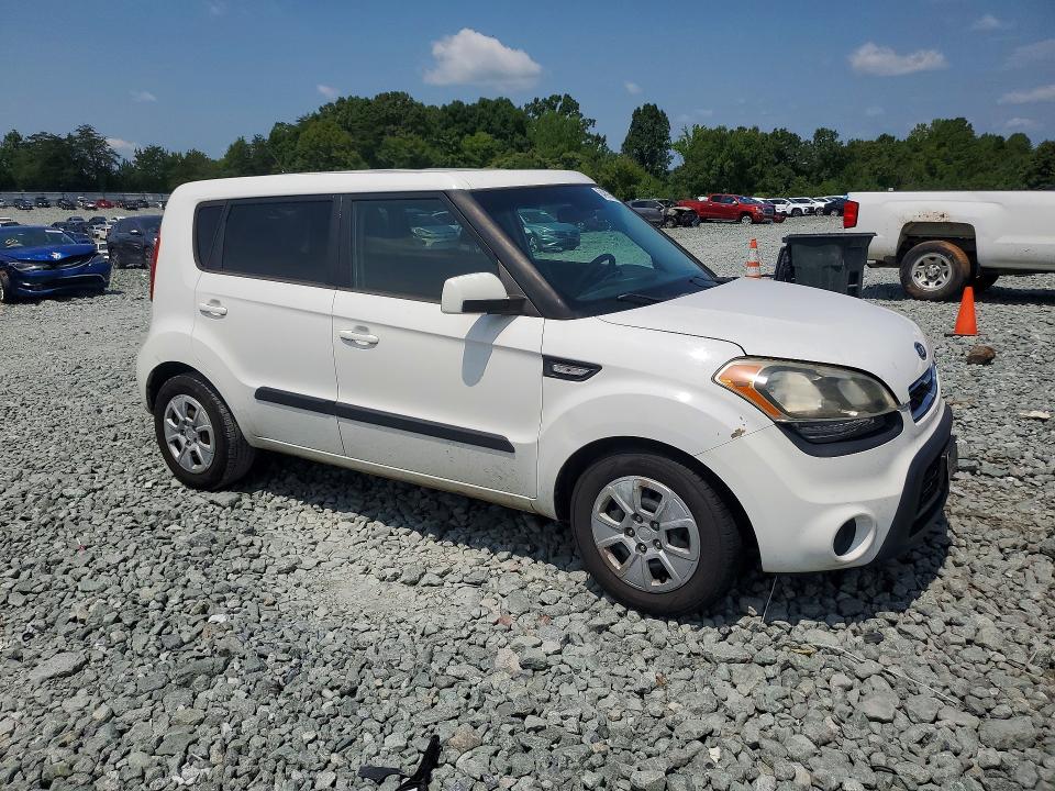 Photo 4 from auction – 2012 KIA SOUL with VIN KNDJT2A50C7448767
