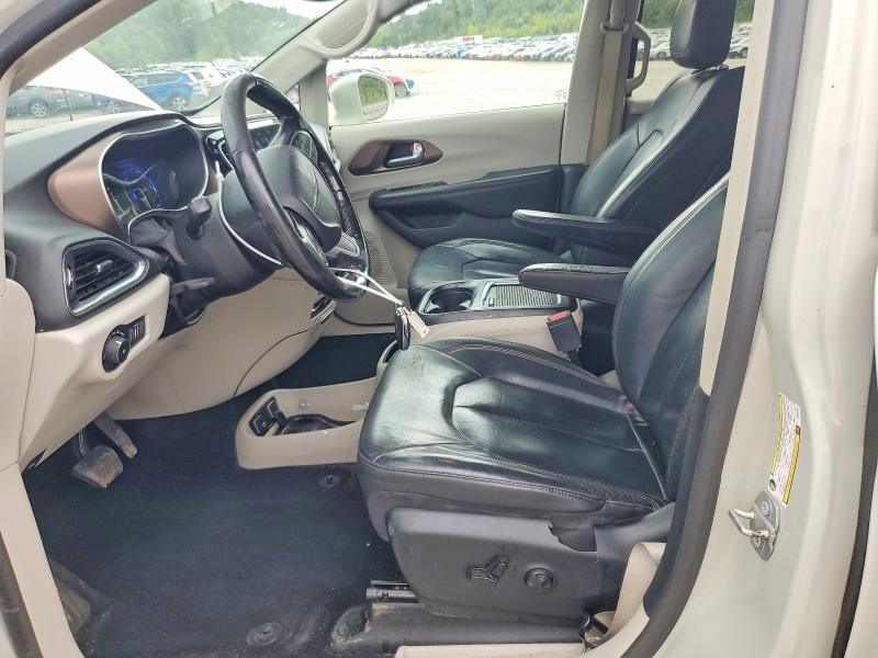 Photo 7 from auction – 2019 CHRYSLER PACIFICA with VIN 2C4RC1EG8KR643991