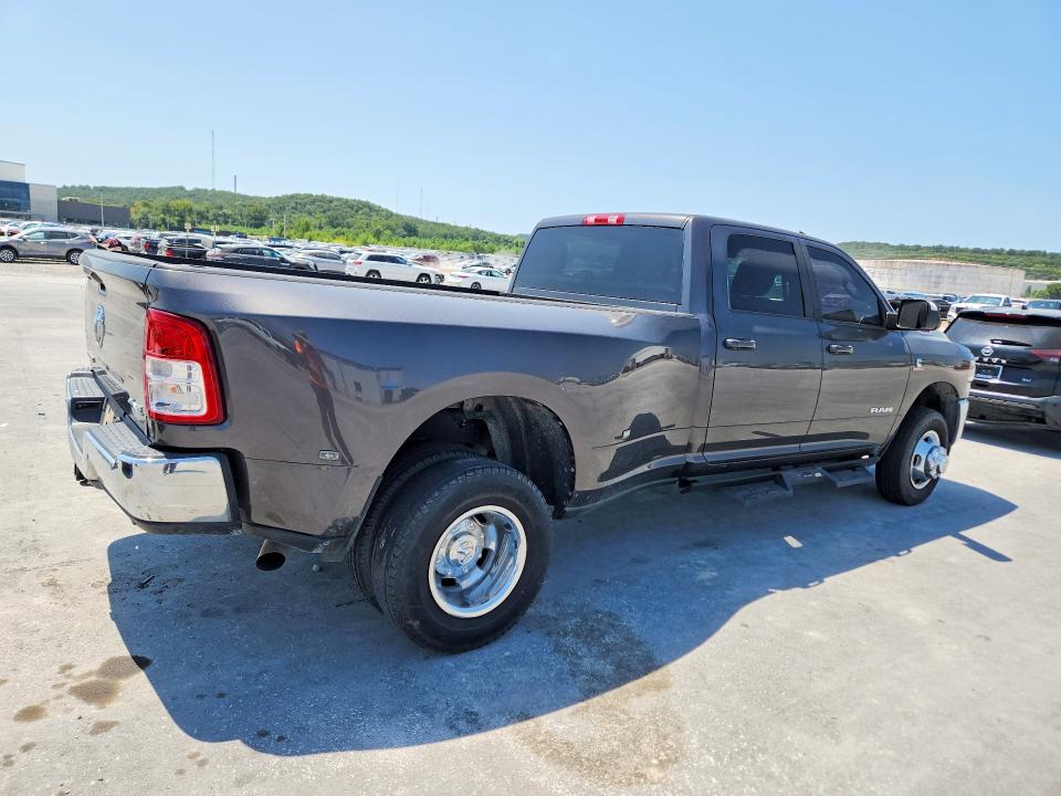 Photo 3 from auction – 2021 RAM 3500 with VIN 3C63RRHL8MG700637