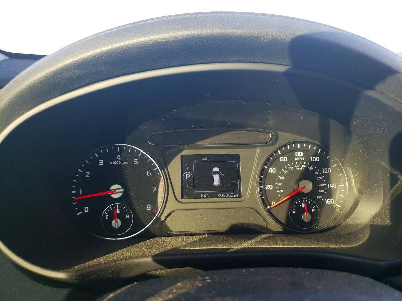 Photo 9 from auction – 2016 KIA SORENTO with VIN 5XYPG4A35GG063383