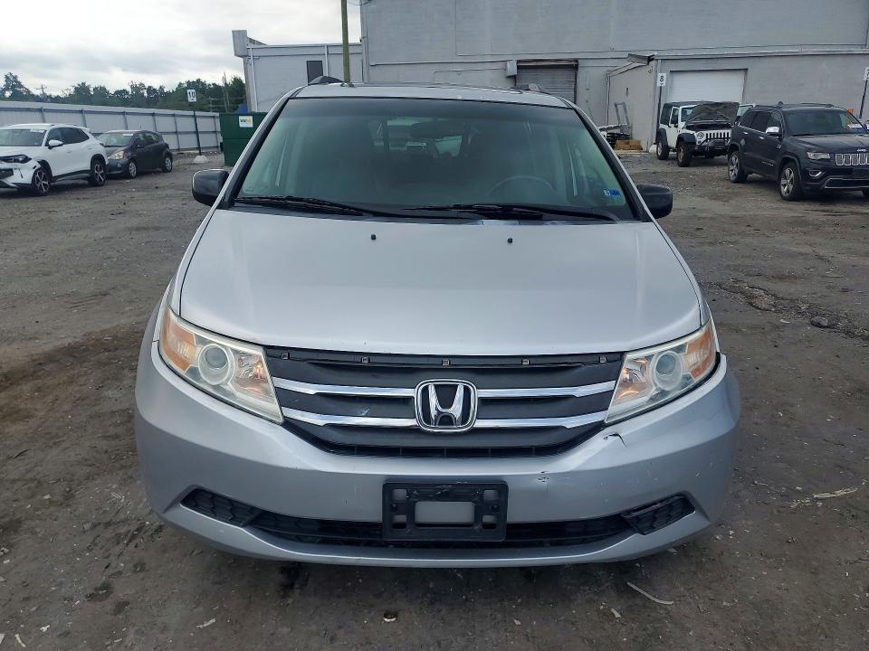 Photo 5 from auction – 2011 HONDA ODYSSEY with VIN 5FNRL5H61BB088825