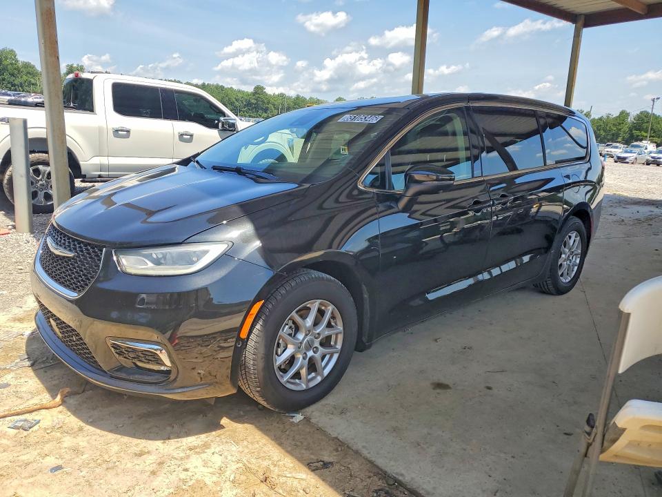 CHRYSLER PACIFICA 2023 with VIN 2C4RC1BGXPR502528 - Photo from auction