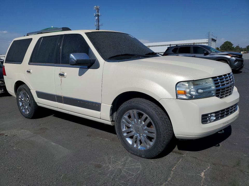 Photo 4 from auction – 2008 LINCOLN NAVIGATOR with VIN 5LMFU27538LJ05534
