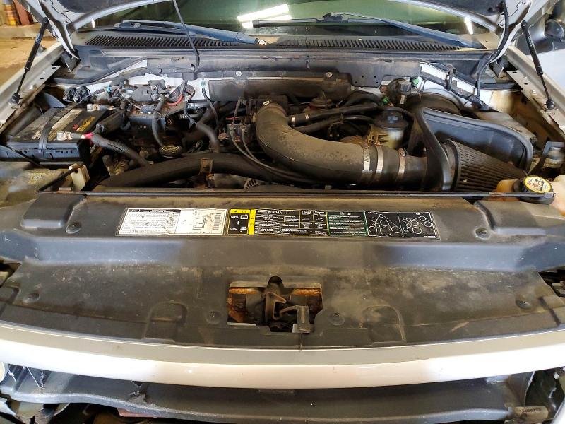 Zdjęcie 11 z aukcji – 2002 FORD F150 z VIN 1FTRW08L72KC57300