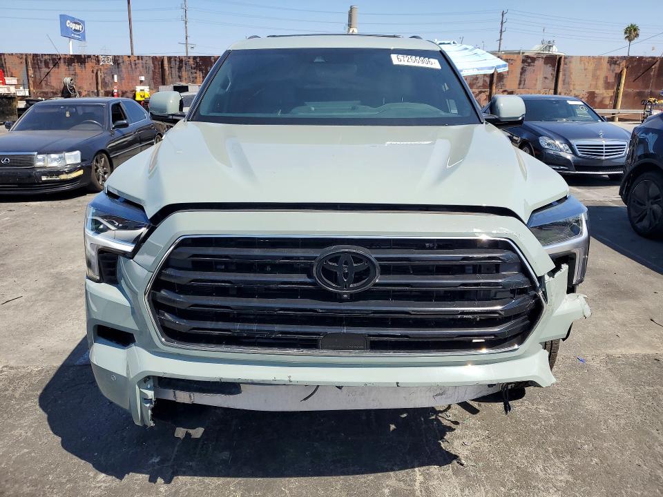 Photo 5 from auction – 2025 TOYOTA SEQUOIA with VIN 7SVAAABA1SX071043