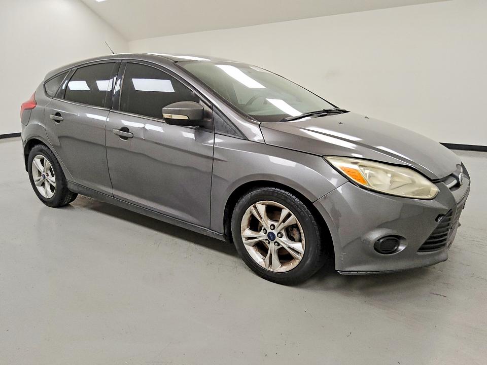 Снимка 4 от търг – 2014 FORD FOCUS с VIN 1FADP3K21EL412808