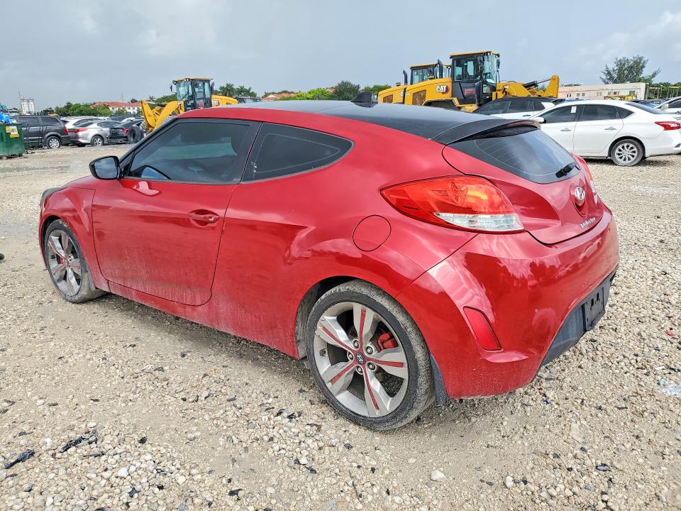 Photo 2 from auction – 2013 HYUNDAI VELOSTER with VIN KMHTC6AD2DU170329