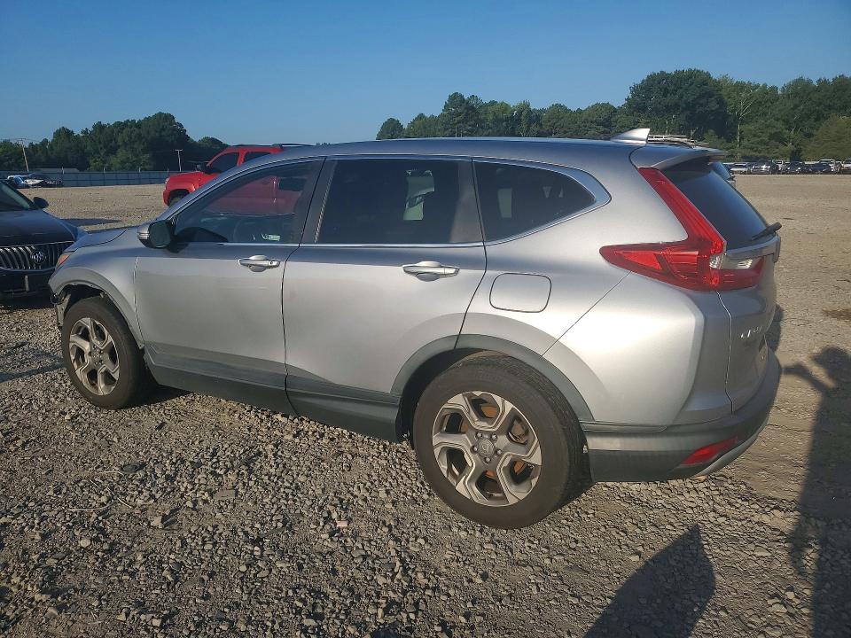Photo 2 from auction – 2017 HONDA CR-V with VIN 7FARW1H87HE045864