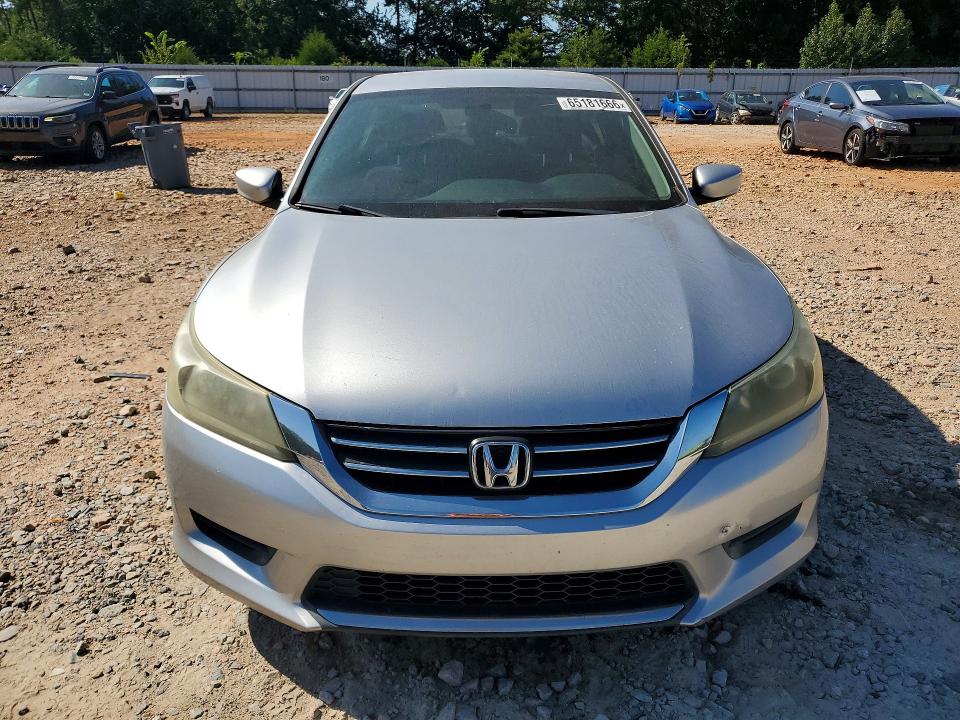 Photo 5 from auction – 2015 HONDA ACCORD with VIN 1HGCR2F36FA160131