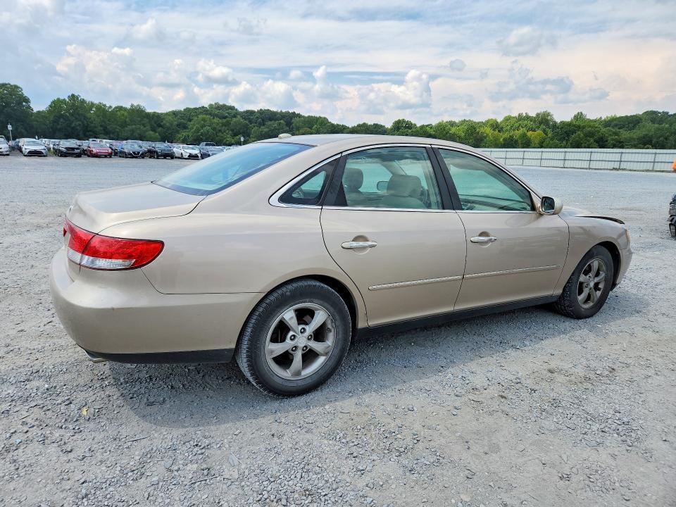 Photo 3 from auction – 2007 HYUNDAI AZERA with VIN KMHFC46D67A190292