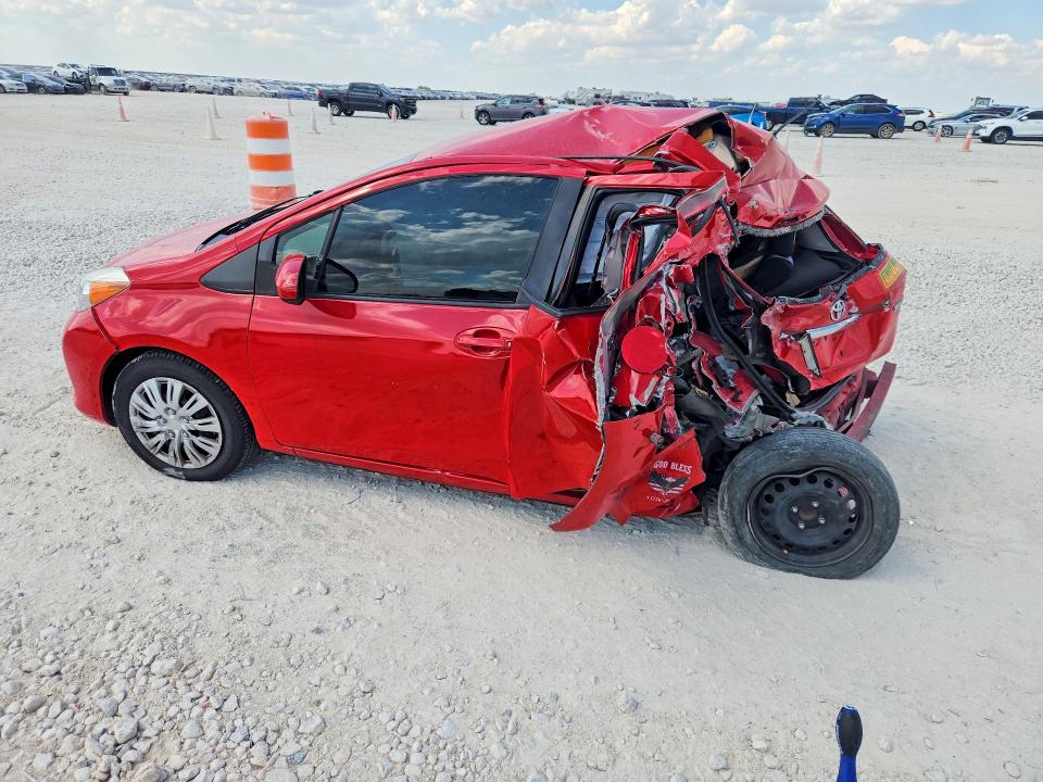 Photo 2 from auction – 2013 TOYOTA YARIS with VIN JTDKTUD30DD548140