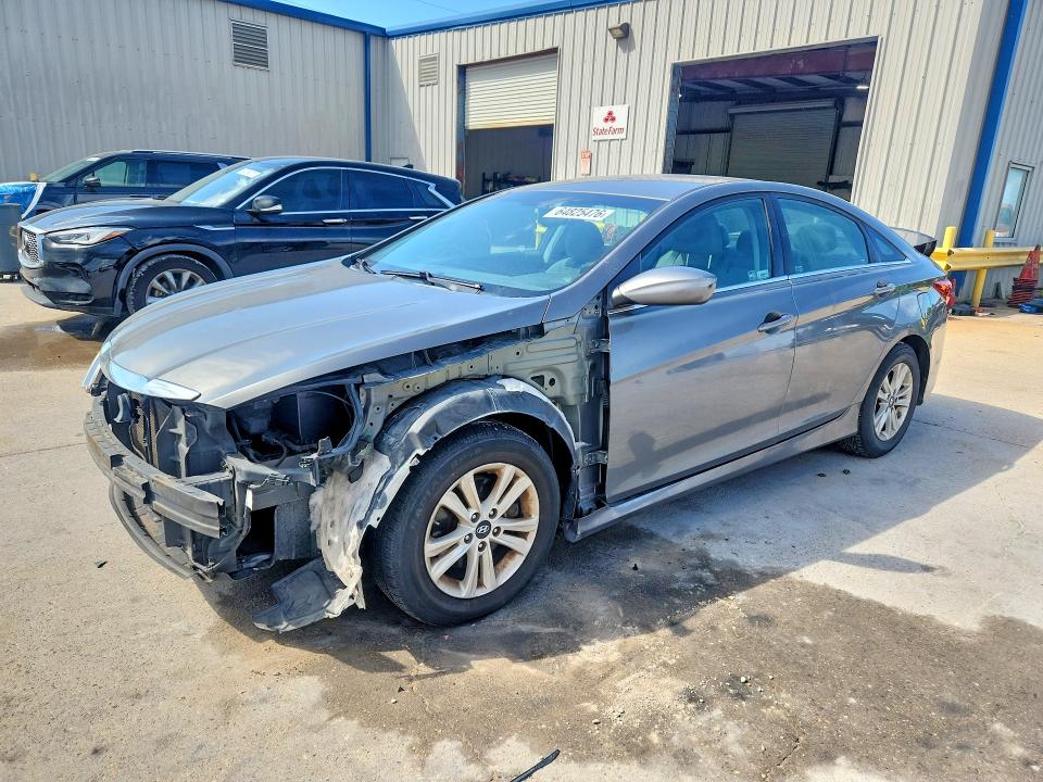 Photo 1 from auction – 2014 HYUNDAI SONATA with VIN 5NPEB4AC5EH907501