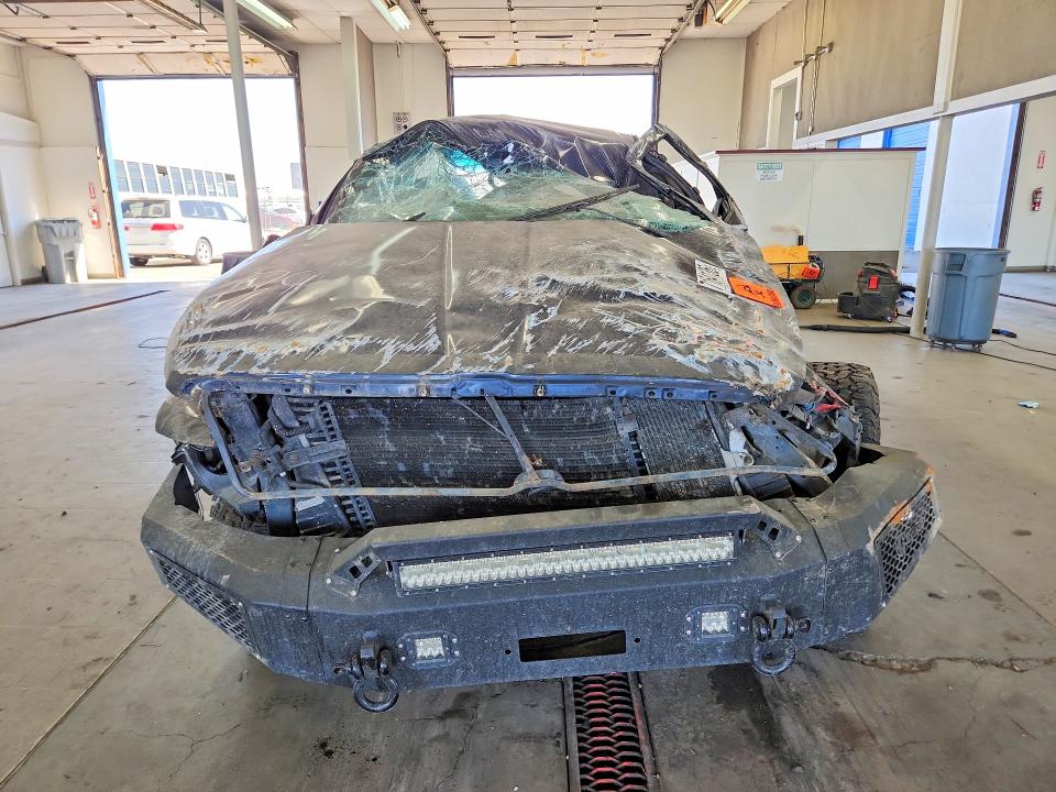 Photo 5 from auction – 2000 DODGE RAM 2500 with VIN 3B7KF2361YG153111