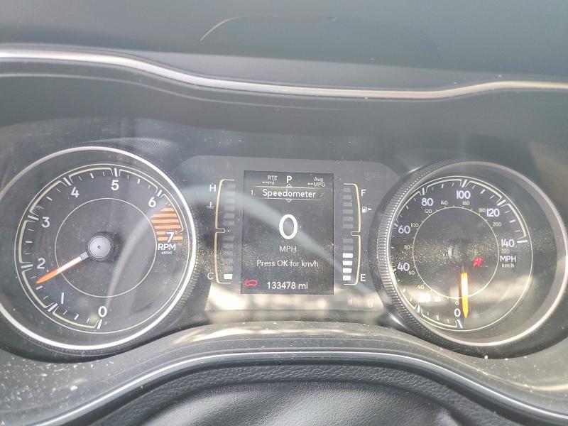 Photo 9 from auction – 2020 JEEP CHEROKEE with VIN 1C4PJLLB9LD561515