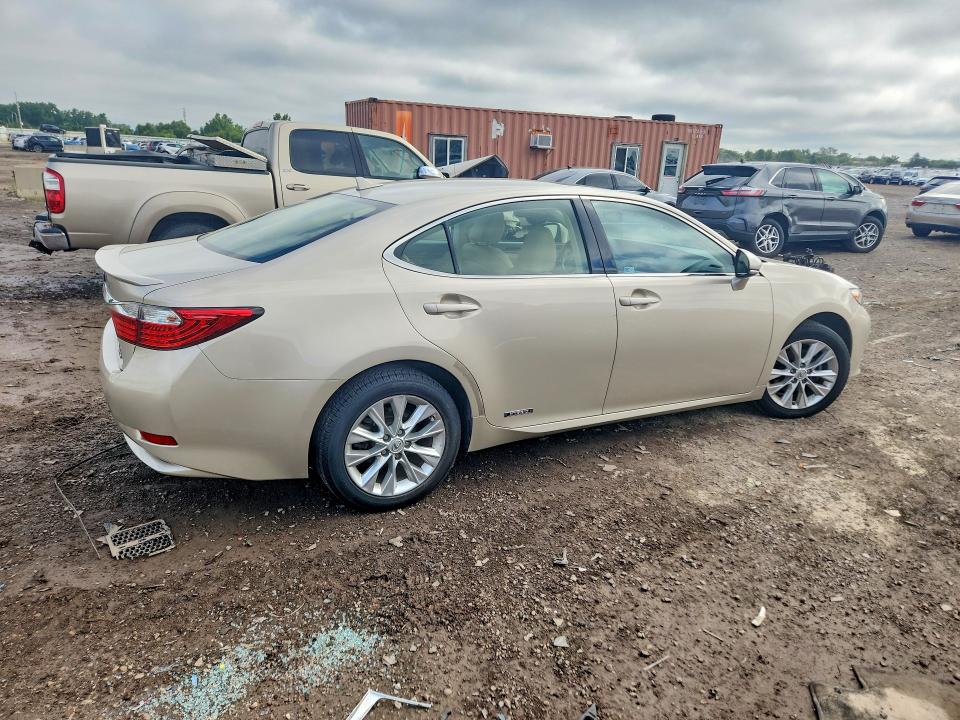 Photo 3 from auction – 2013 LEXUS ES with VIN JTHBW1GG2D2018816