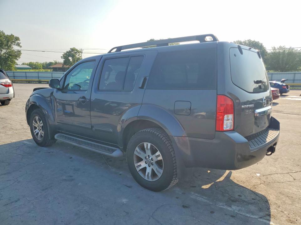Photo 2 from auction – 2010 NISSAN PATHFINDER with VIN 5N1AR1NNXAC626882