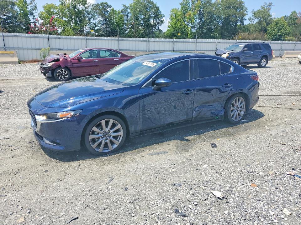 MAZDA 3 2021 with VIN 3MZBPABL0MM251683 - Photo from auction