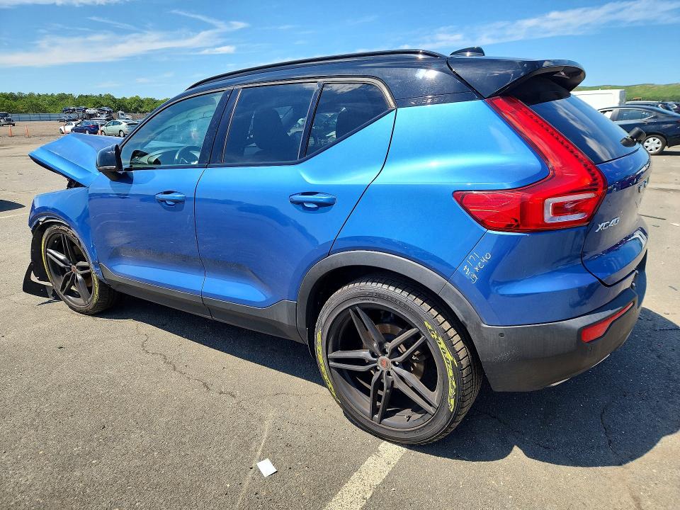 Photo 2 from auction – 2019 VOLVO XC40 with VIN YV4162XZXK2006265