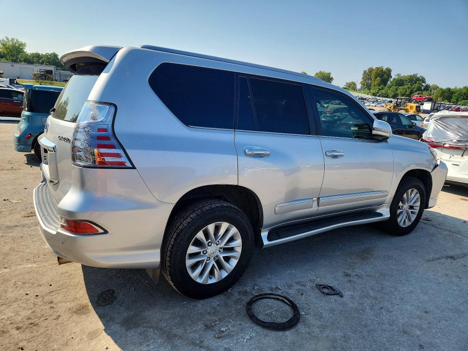 Photo 3 from auction – 2017 LEXUS GX with VIN JTJBM7FX9H5161050