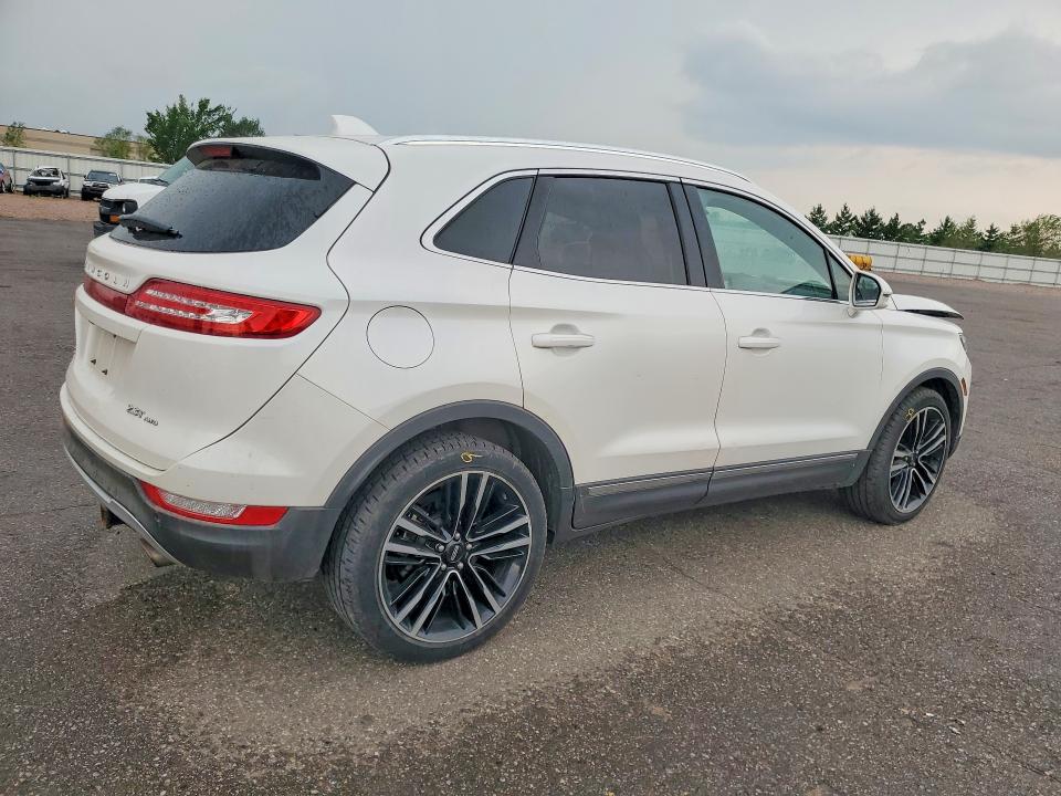 Photo 3 from auction – 2017 LINCOLN MKC with VIN 5LMTJ3DH0HUL21707