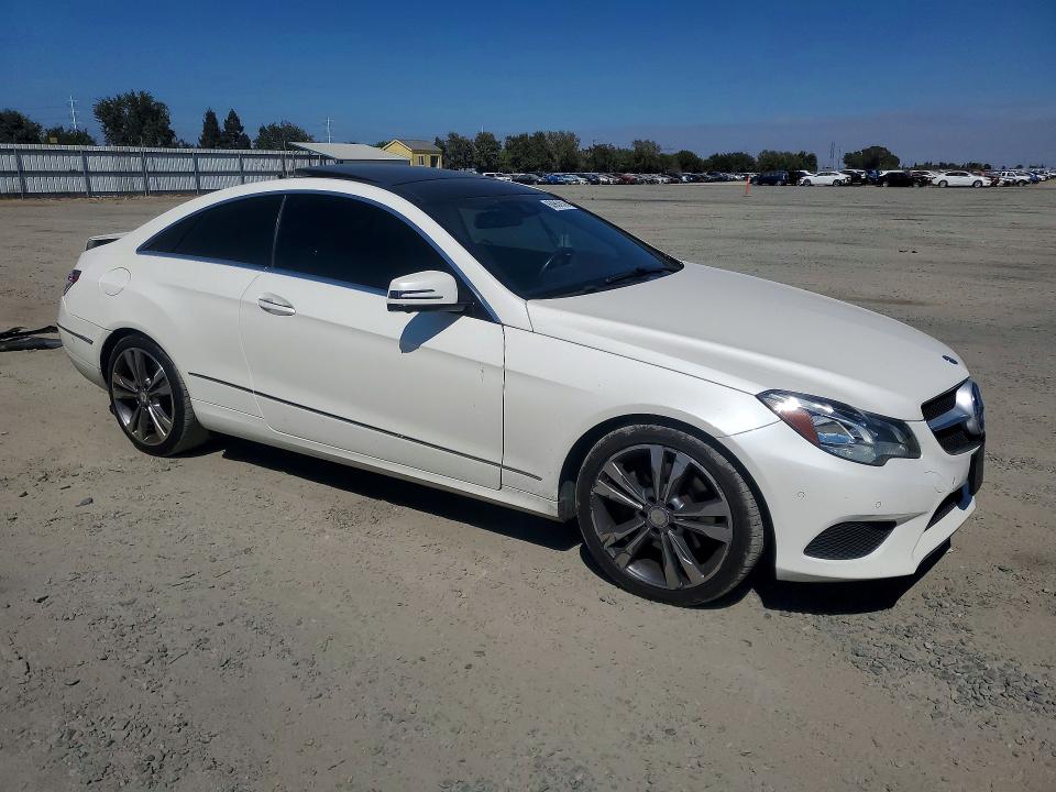 Photo 4 from auction – 2014 MERCEDES-BENZ E with VIN WDDKJ5KB7EF238083