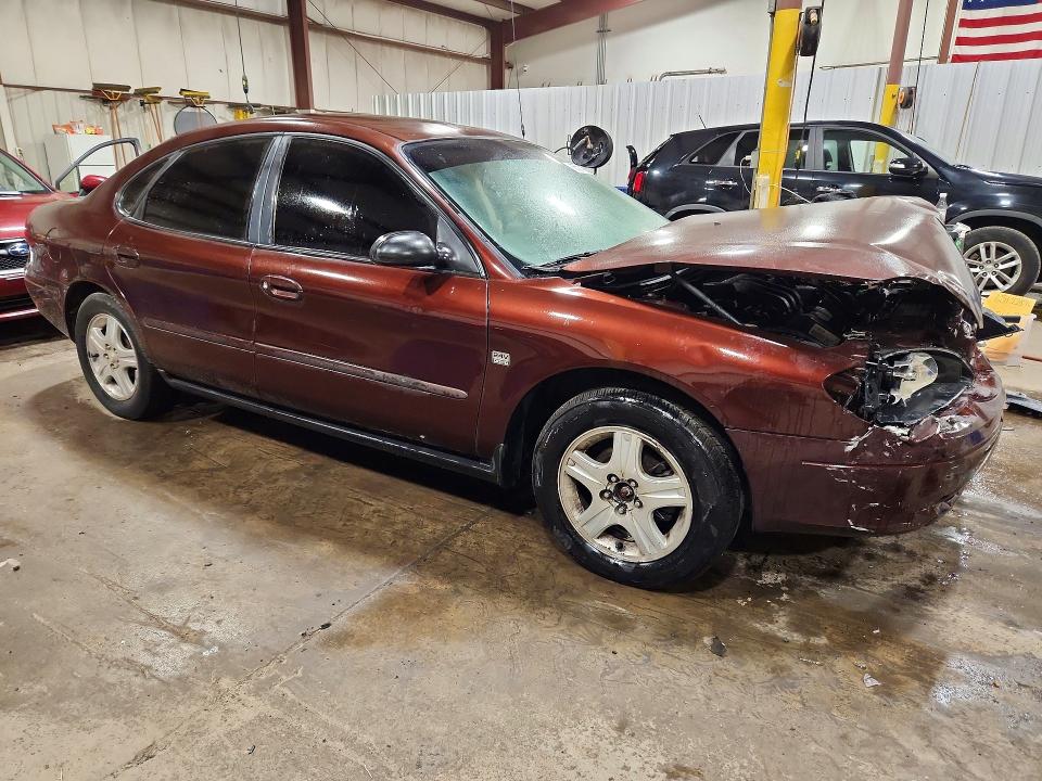 Photo 4 from auction – 2000 FORD TAURUS with VIN 1FAFP56S1YA124849