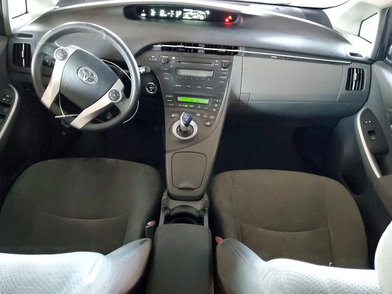 Photo 8 from auction – 2011 TOYOTA PRIUS with VIN JTDKN3DU2B0277275