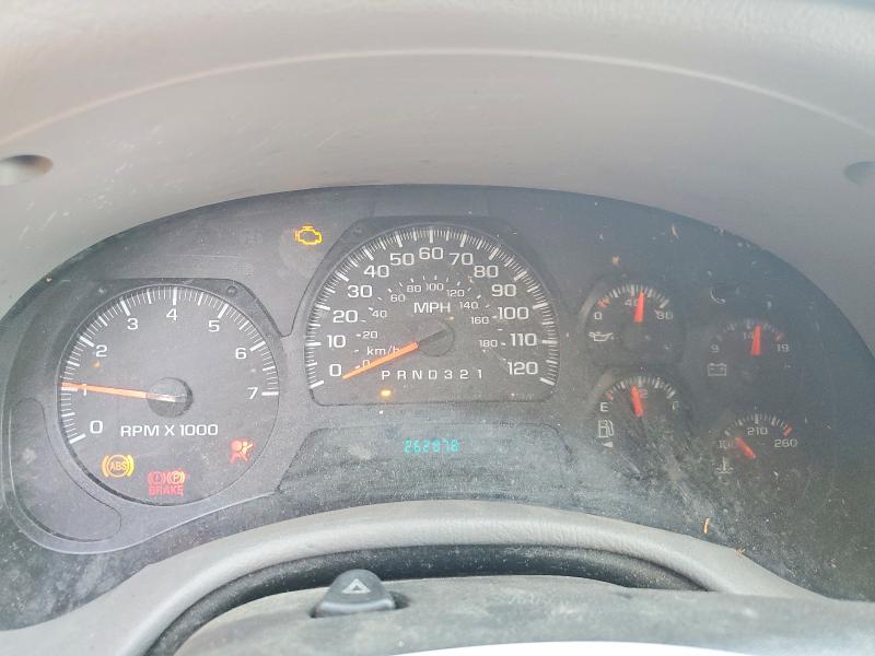 Photo 9 from auction – 2005 CHEVROLET TRAILBLAZER with VIN 1GNET16S656148628
