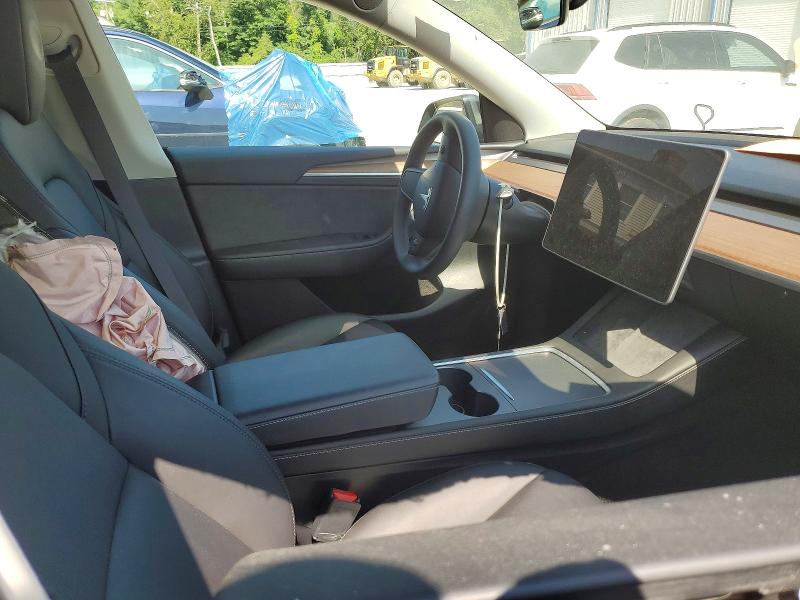 Photo 7 from auction – 2024 TESLA MODEL Y with VIN 7SAYGDED9RF049877