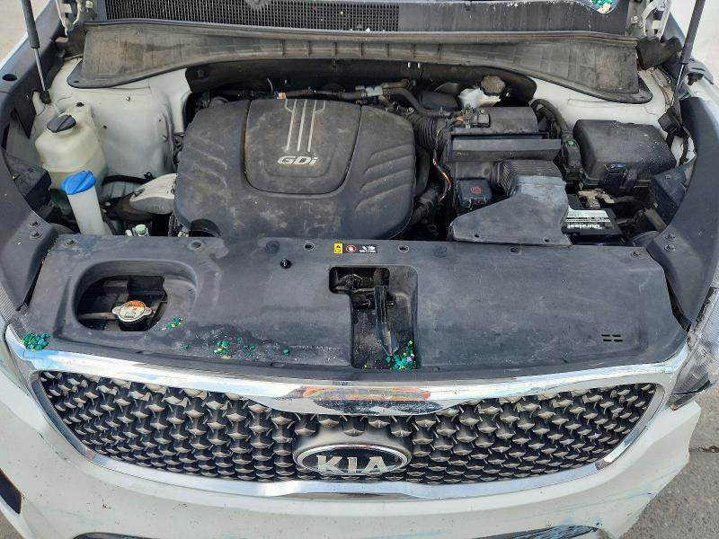 Photo 11 from auction – 2016 KIA SORENTO with VIN 5XYPK4A52GG091996